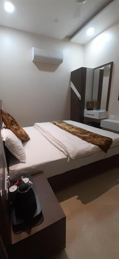 Amor Hotel Ganganagar Ngoại thất bức ảnh